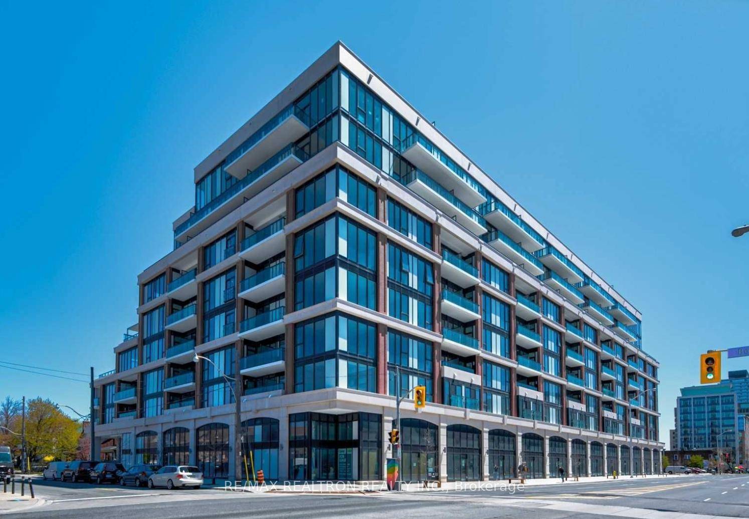 Welcome to J Davis House, a boutique midtown residence by Mattamy, perfectly located at Yonge amp ; Davisville.