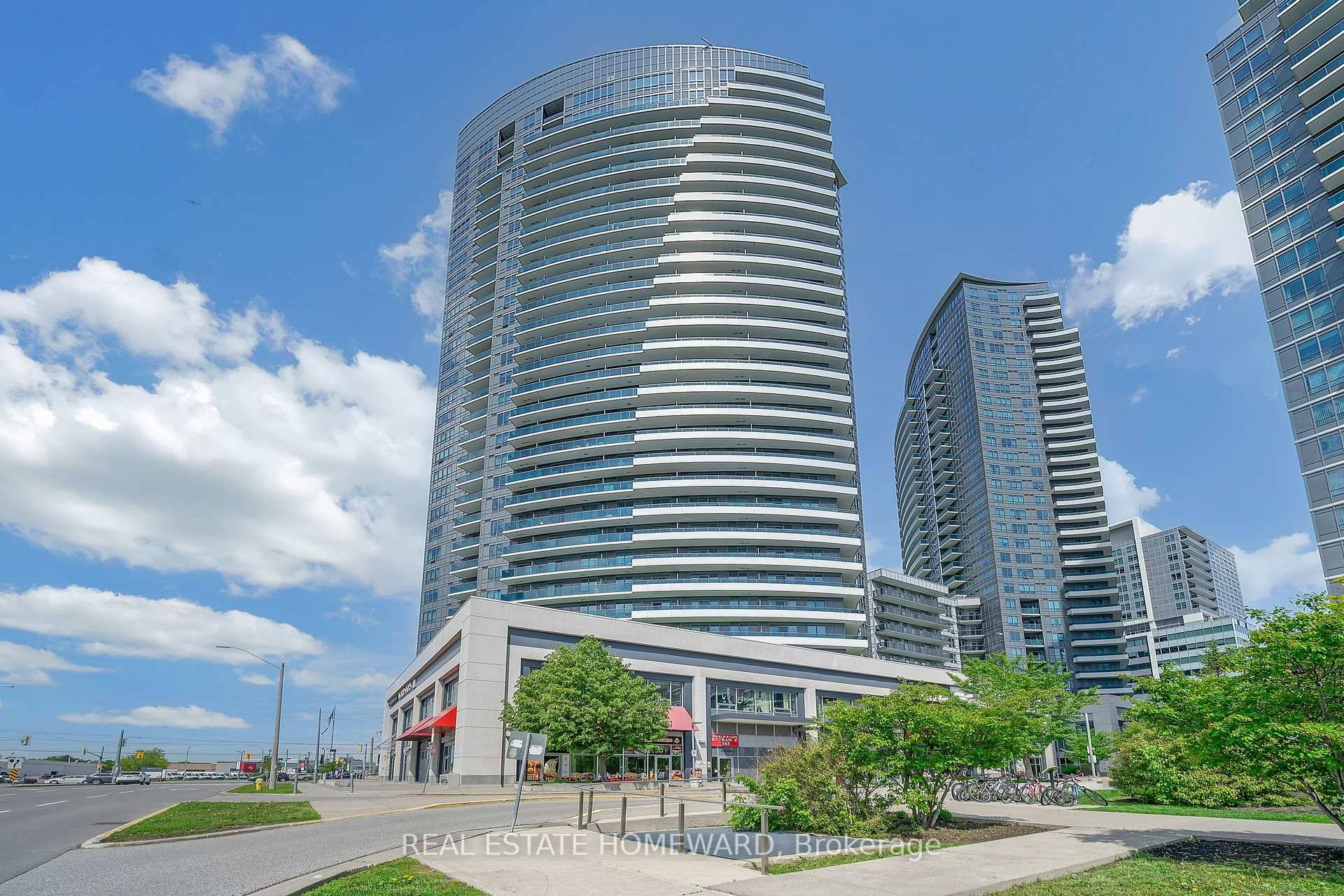Bright amp ; Spacious 2 Bedroom 2 Bath Corner Unit, 835 Sq.