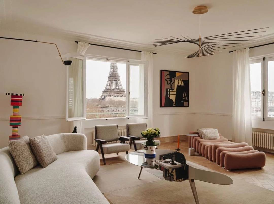 Seine Riverbanks – Exceptional Art Deco Apartment with Terraces and Panoramic Views
