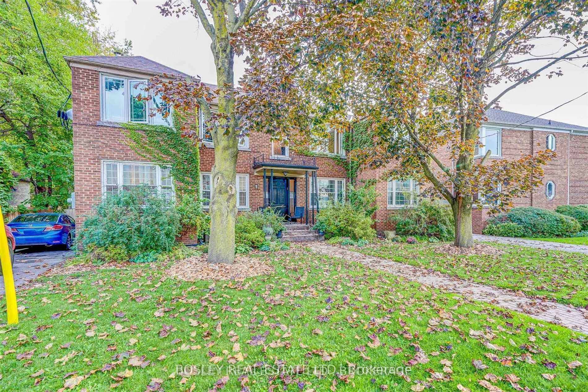 Bright, Beautiful, And Spacious 3 Bedroom Flat In The Heart Of Cedarvale Offering Over 1, 350 Square Feet Of Beautifully Finished Living Space Timeless Post War Architectural Charm With Modern ...