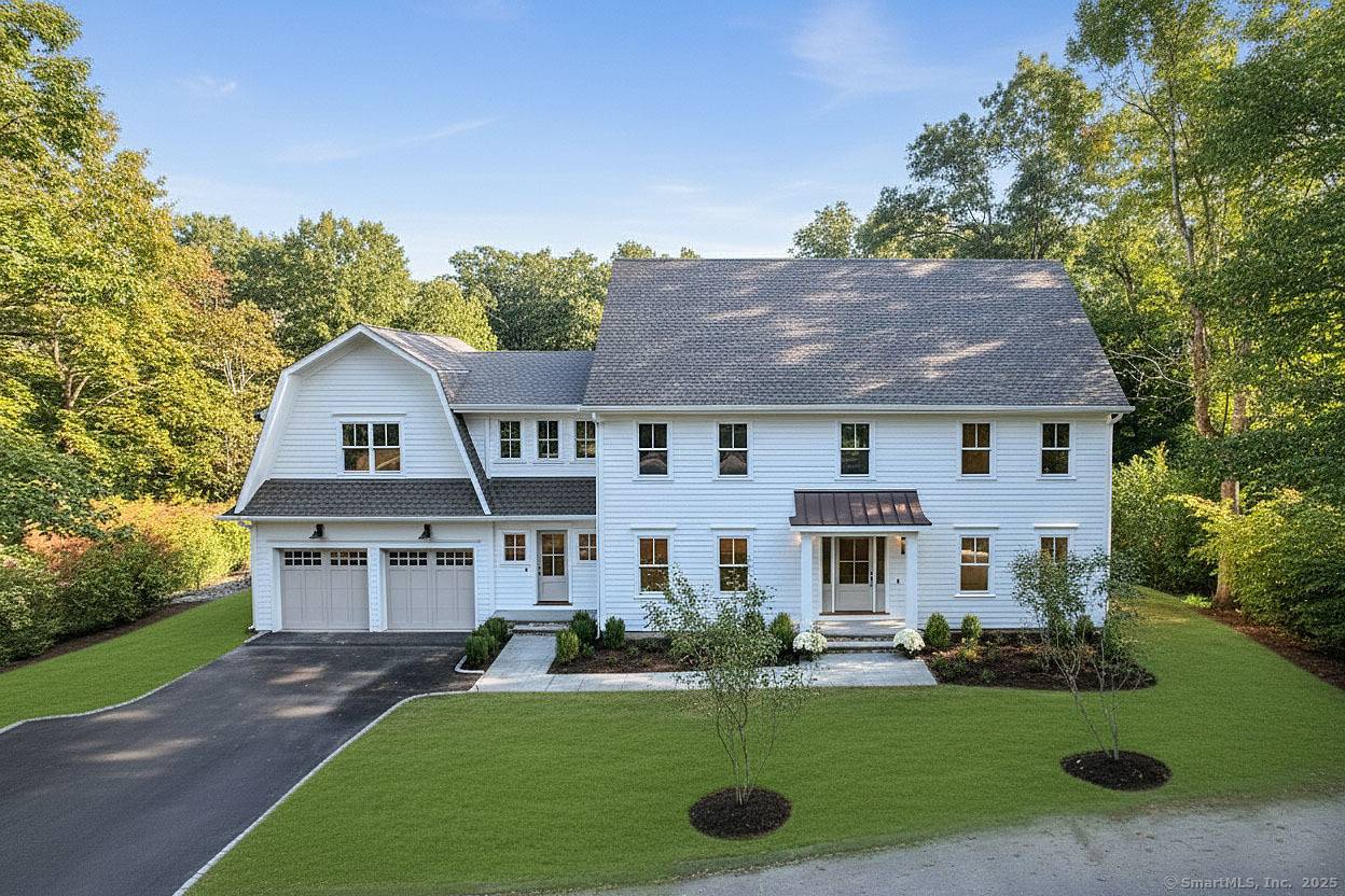3 Hickory Hill Rd, an exceptional new construction sits on a quiet cut de sac close to Westport's Town Tennis courts ball fields 3 mins to Main St.
