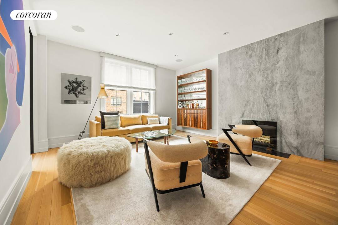 Introducing an exceptional opportunity at 850 Park Avenue a truly turnkey residence in spotless, mint renovated condition.