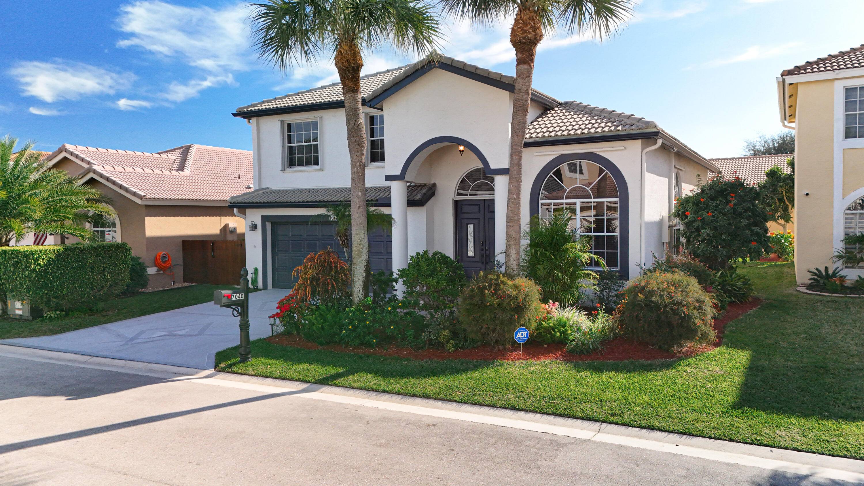 Motivated sellers ! Beautifully updated 4BR 3BA lakefront home in the desirable Northtree community.