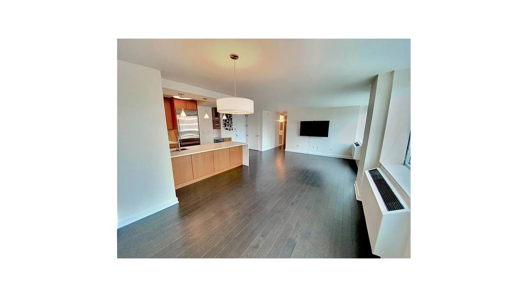 Step into this stunning gut renovated oversized 933 sqft one bedroom, two bath home located in the Grand Millenium one of the best white glove full service condominiums in NYC, ...