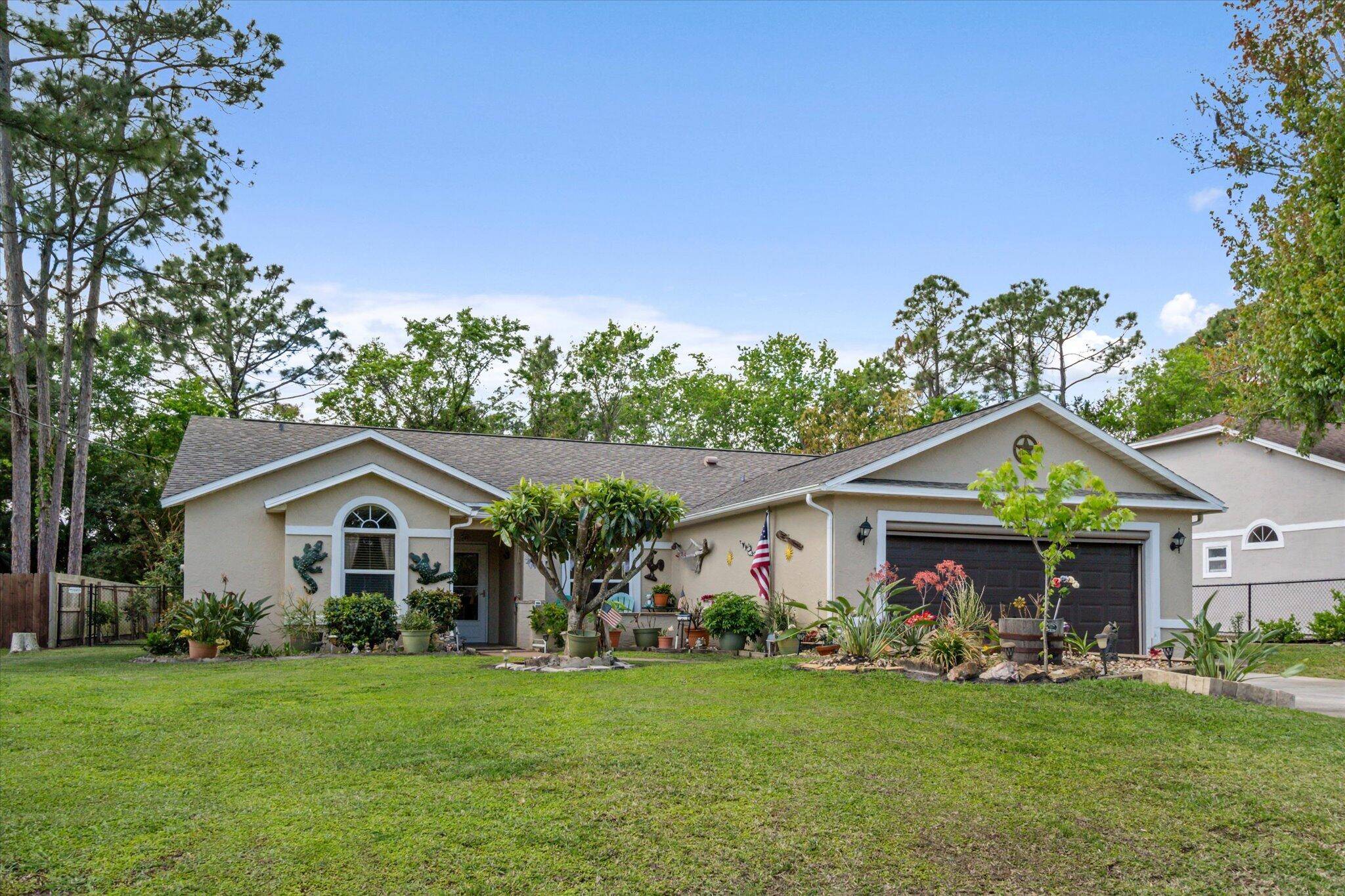Spacious 3 bed, 2 bath home with 1, 896 sq.