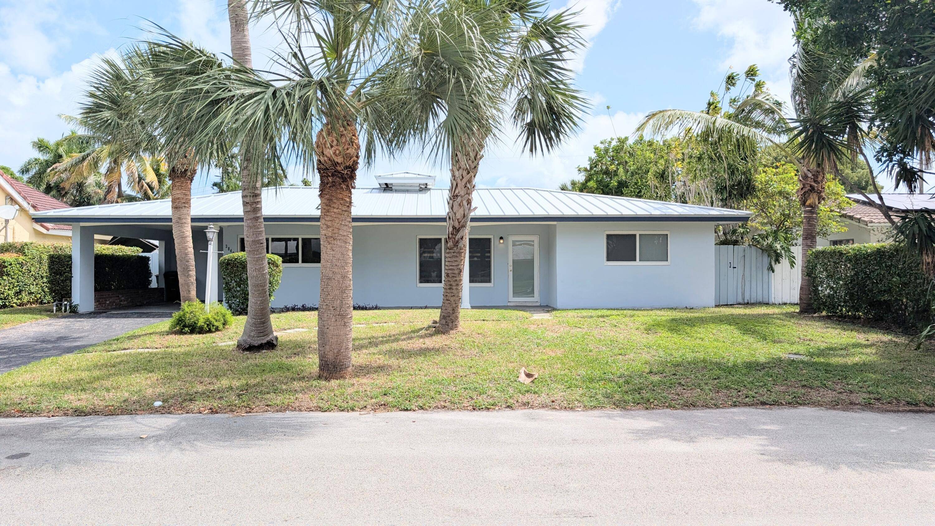 Welcome to Lighthouse Point, a community known for its quiet streets, coastal charm, and proximity to the Intracoastal Waterway.