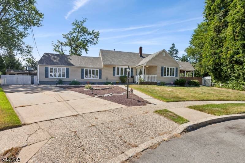 Beth Court Spotswood Boro New Jersey Single-Family