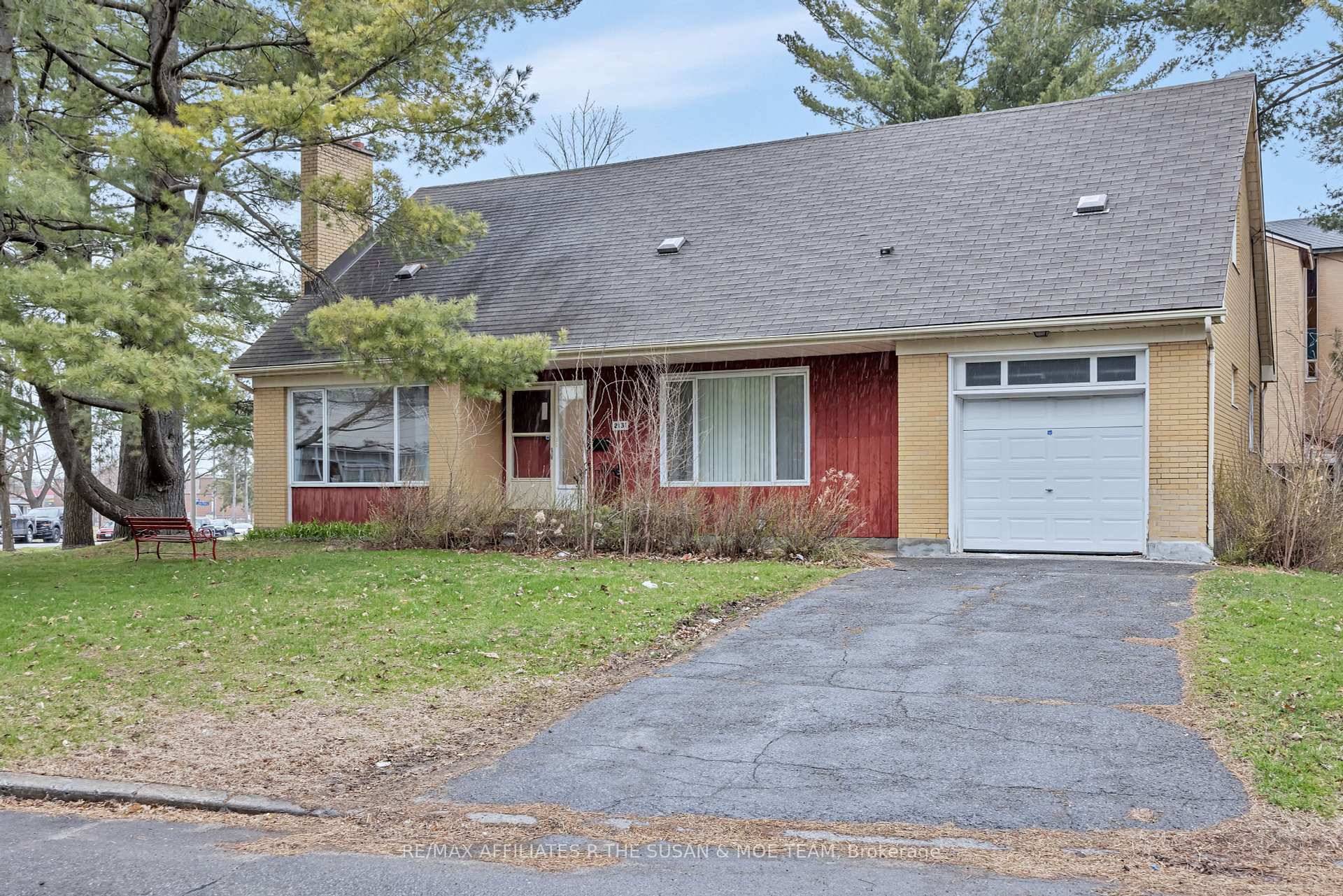 Newly renovated 2 bedroom upper unit features updated flooring with ample storage, and two large bedrooms with plenty of closet space.