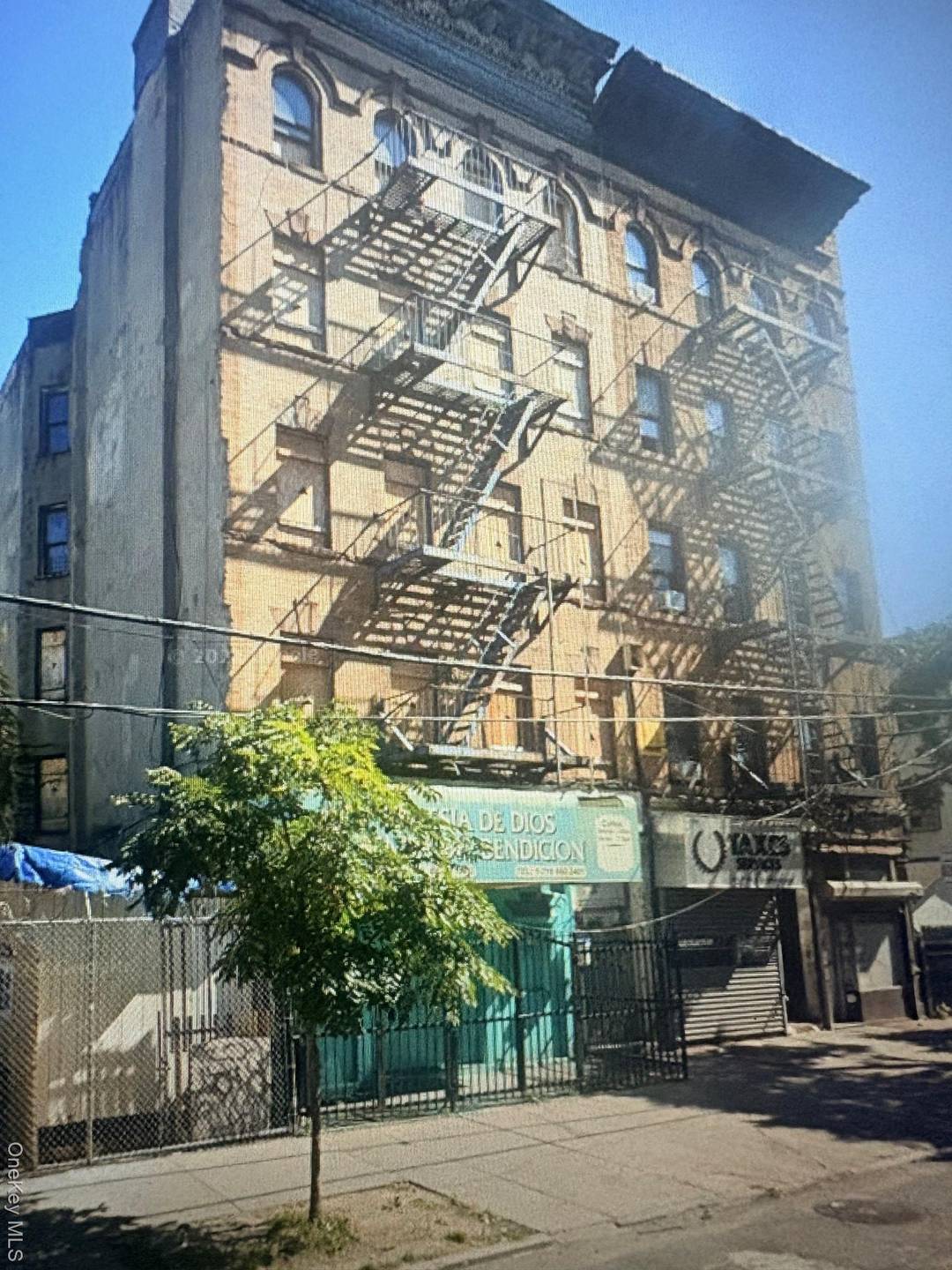 504 Brook Avenue Mott Haven, Bronx Mixed Use Investment Opportunity Calling all investors !