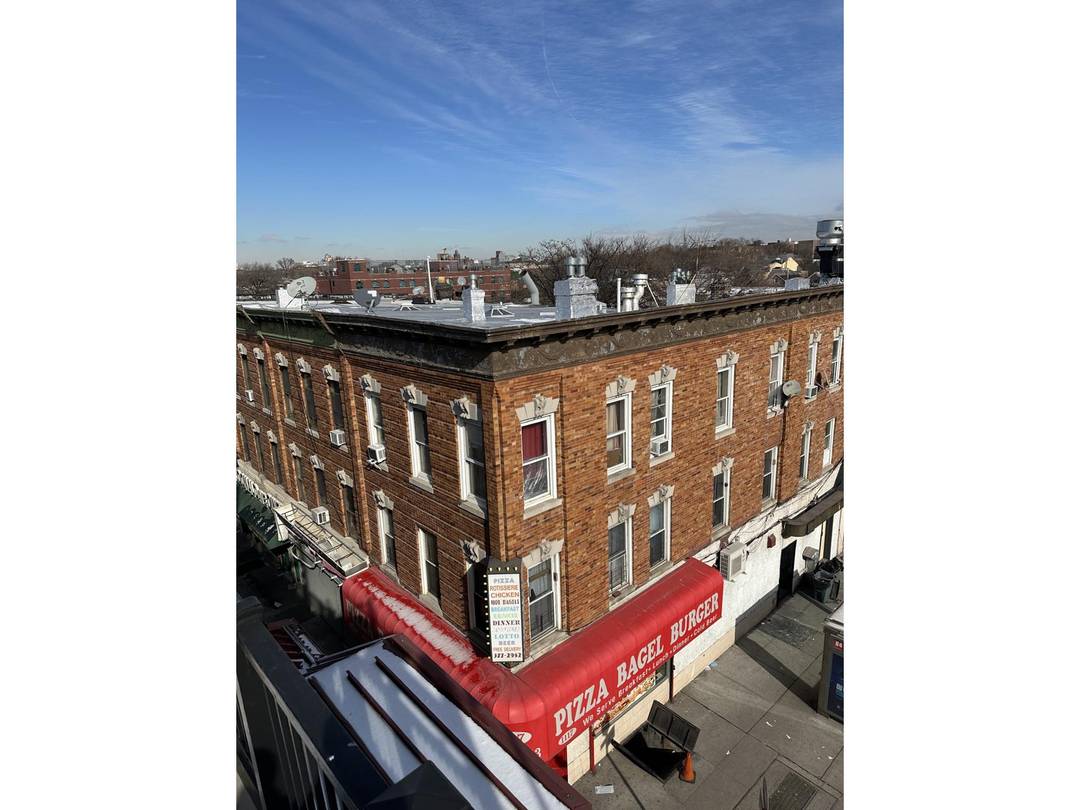 1117 McDonald Avenue, Brooklyn NY 11230 PRIME LOCATION CORNER OF MCDONALD AVENUE amp ; AVENUE I MIDWOOD, BROOKLYN GREAT INVESTMENT OPPORTUNITY OFFERED ON AN EXCLUSIVE BASIS an incredible opportunity to ...