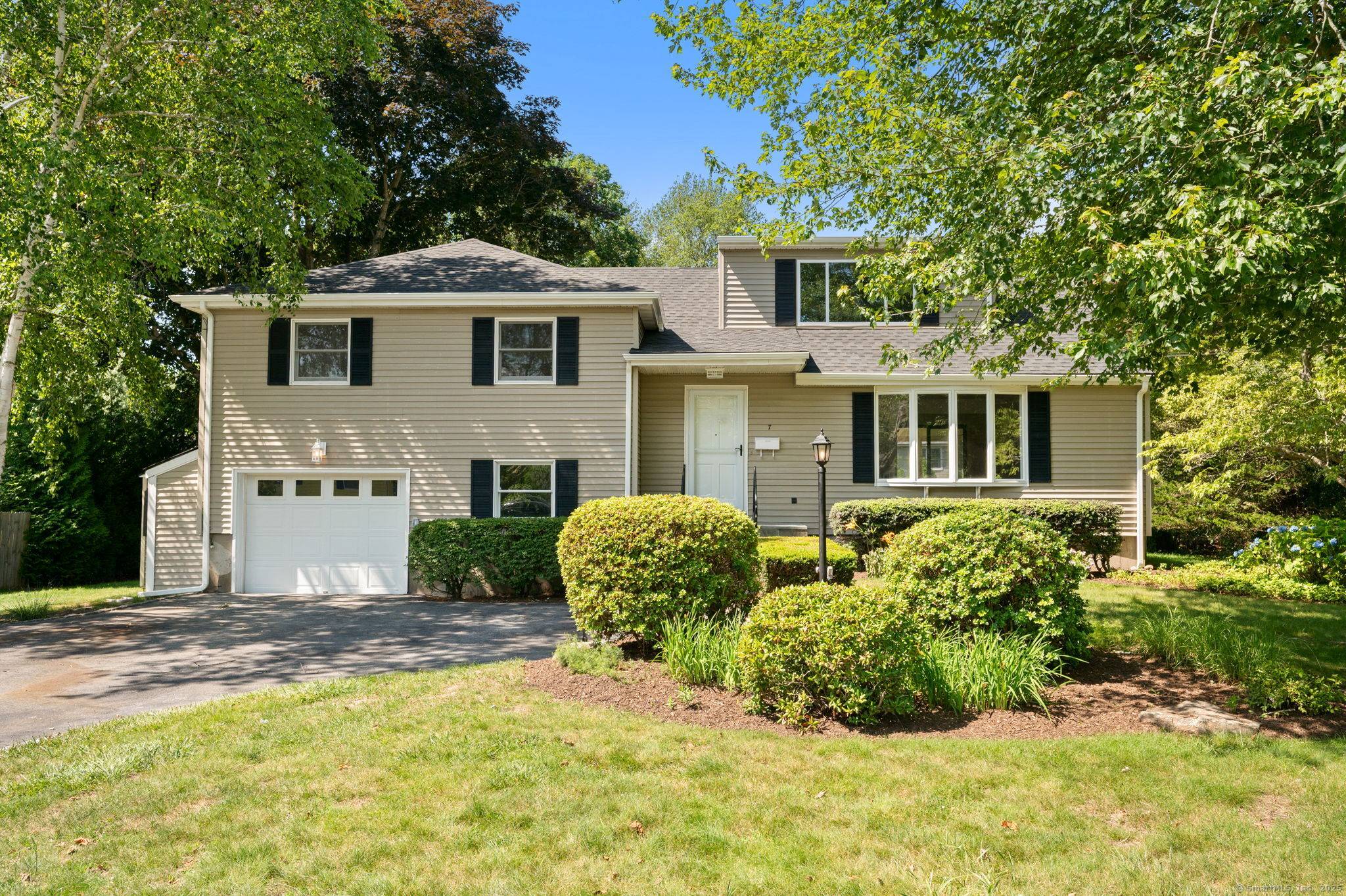 Location, location, location Turnkey, beautifully renovated four bedroom, 2.
