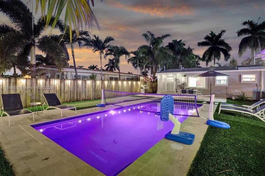 Fall in love with this charming 3 bedroom, 2 bath home in Hallandale Beach, featuring a versatile back house that s perfect for an office, guest suite, or extra bedroom.