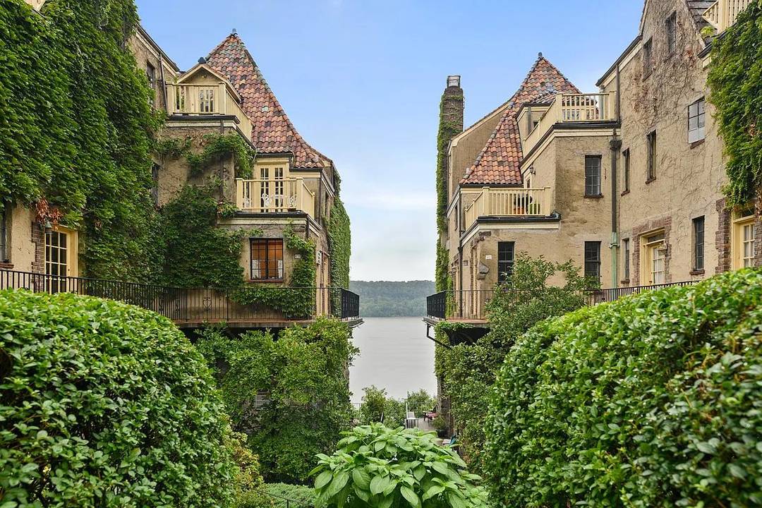 Perched atop a hill overlooking the Hudson River, Villa Charlotte Bronte is one of New York City s most picturesque and exclusive residences.