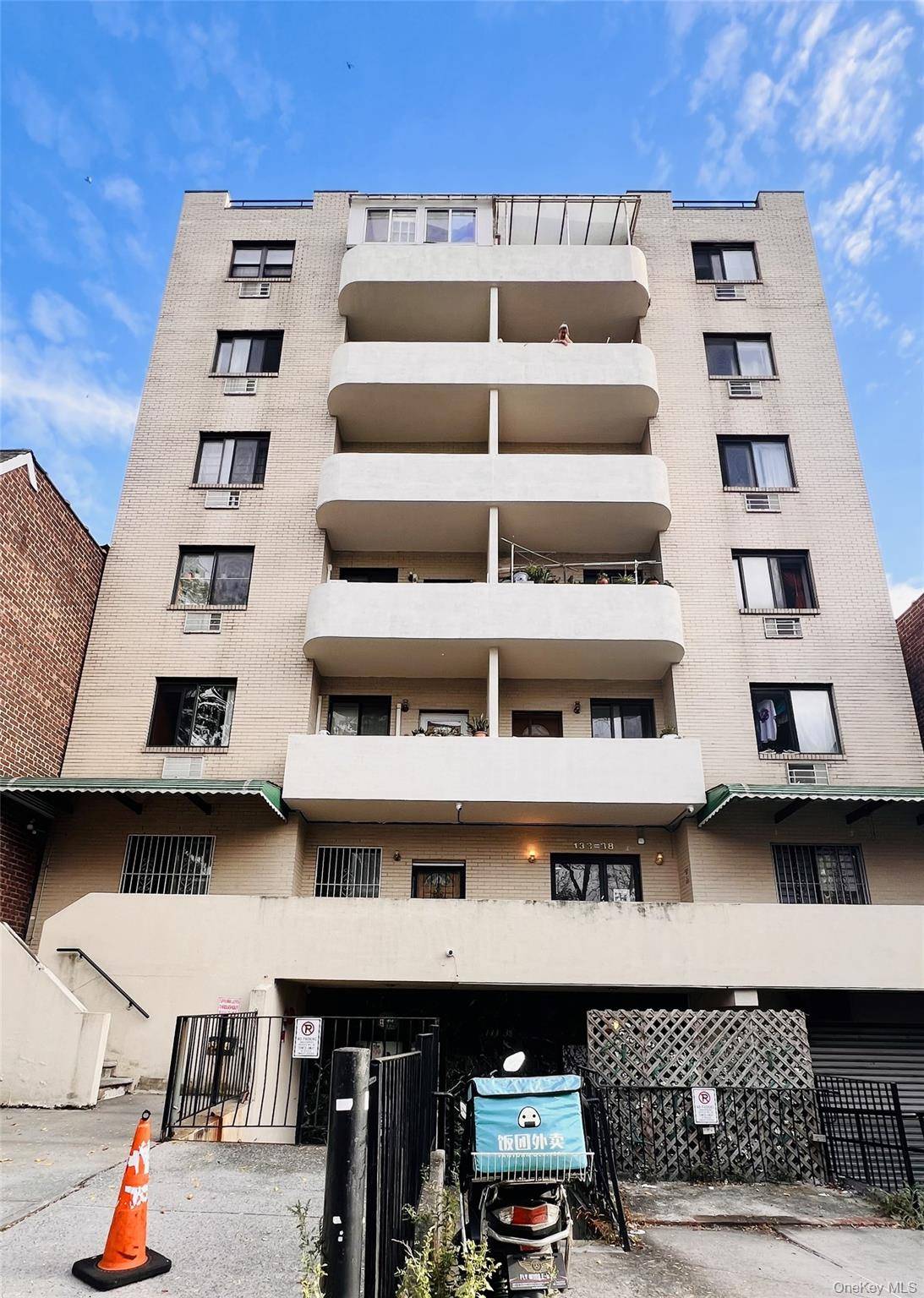 Prime Flushing Location 3BR Apartment with Balcony !