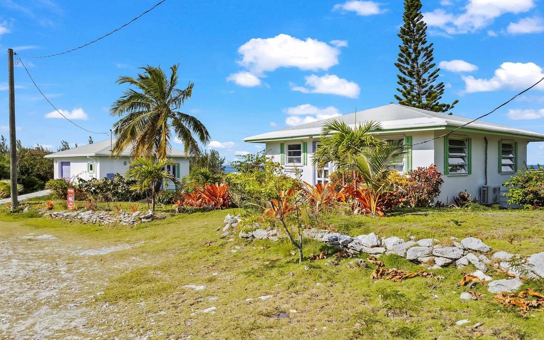 RAINBOW BAY HOME TWO LOTS Single Family Home Eleuthera