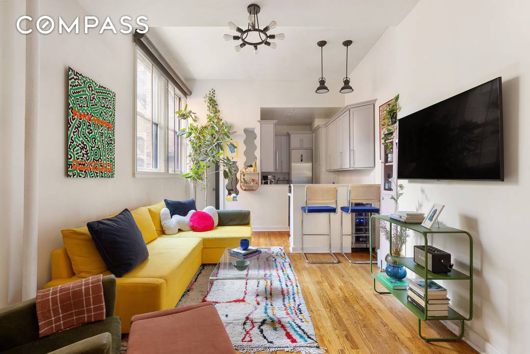 Key to the Park ! Welcome to this renovated true one bedroom home at 26 Gramercy Park South, offering approximately 11 foot ceilings, solid oak floors, and timeless prewar charm.