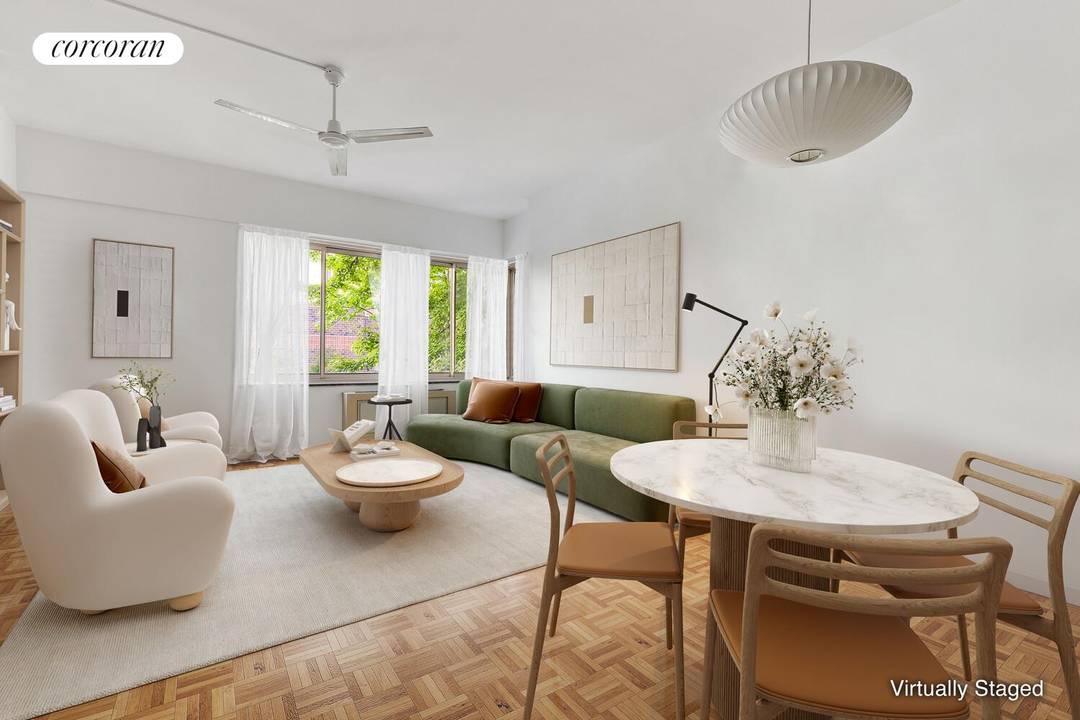 NEW PRICE 549, 000 Come live at the warm, inviting Hudson View East.