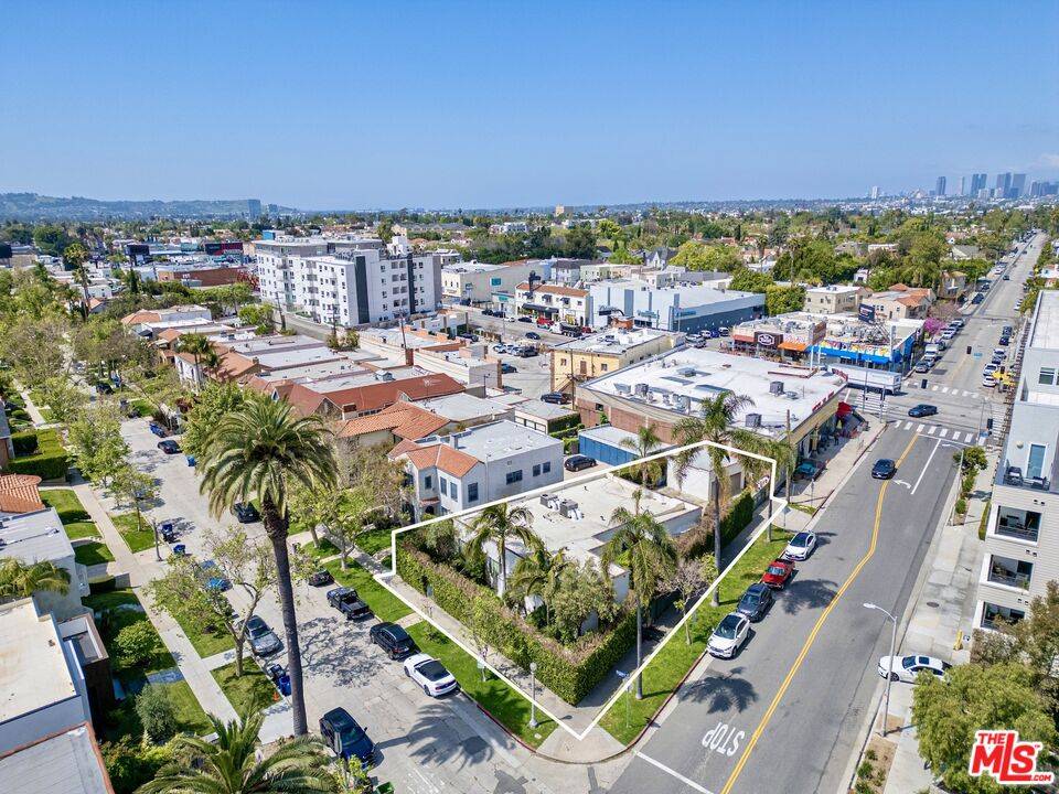 803 S Sycamore Ave 3BR Hancock Park La