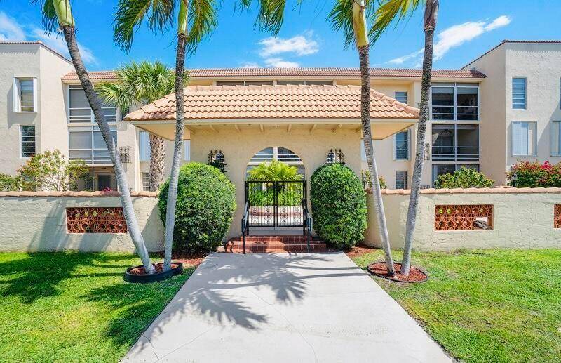 Fantastic opportunity to own a 1 bedroom, 1.