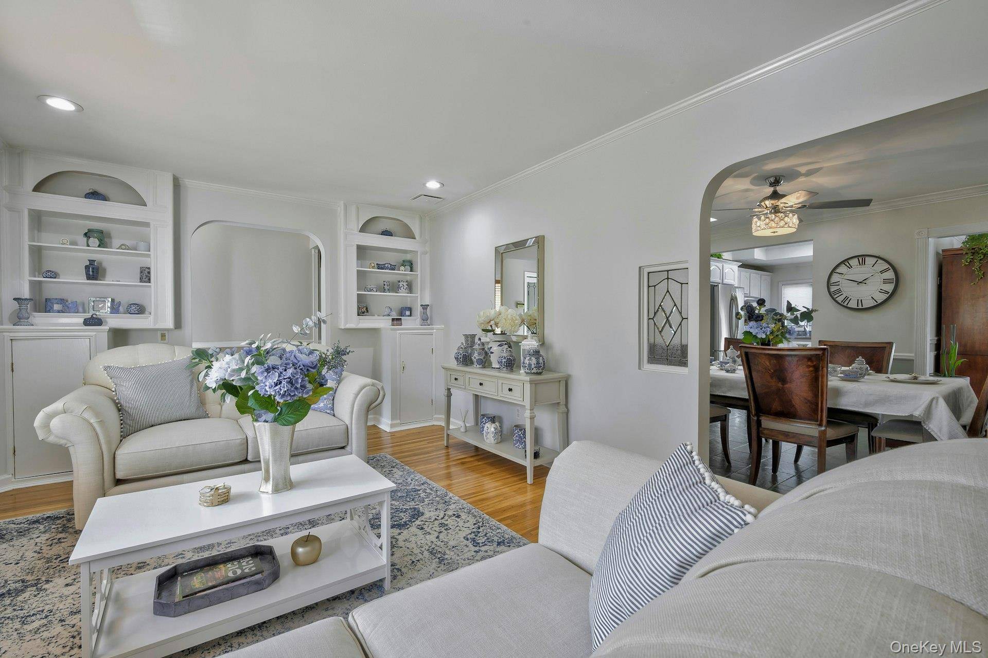 Price Improvement ! Welcome to 17 Hill Road Lenox Hills Farmingdale.