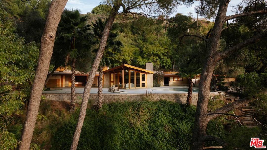 7302   Mulholland Dr 5BR Hollywood Hills East La