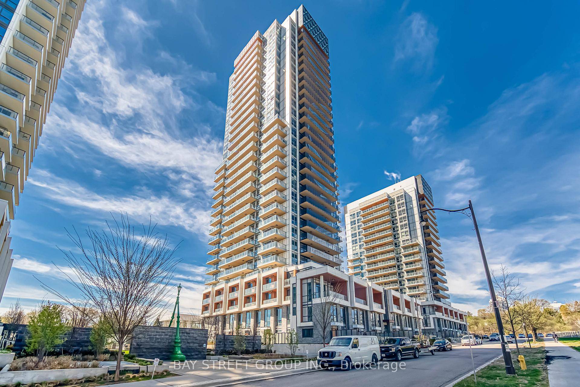 Welcome to this rare find in the heart of Bayview Village !