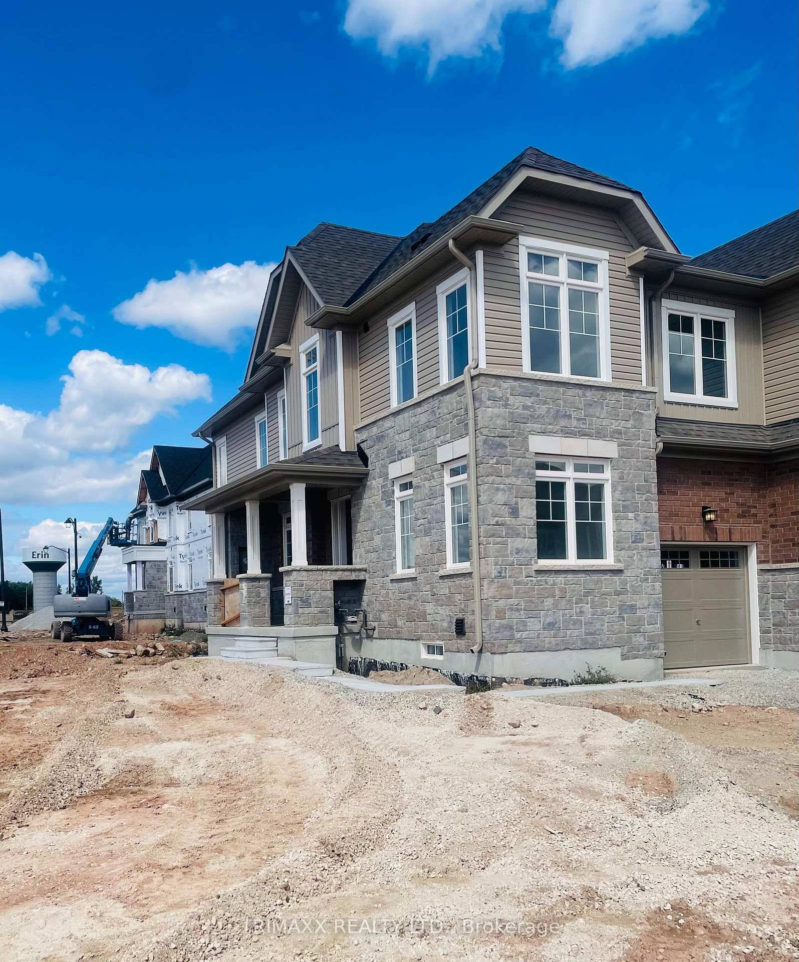 Available immediately for rent, this brand new 2 Story townhouse 4 Bedrooms with walk in closet in master Bedroom and 3 bathrooms.