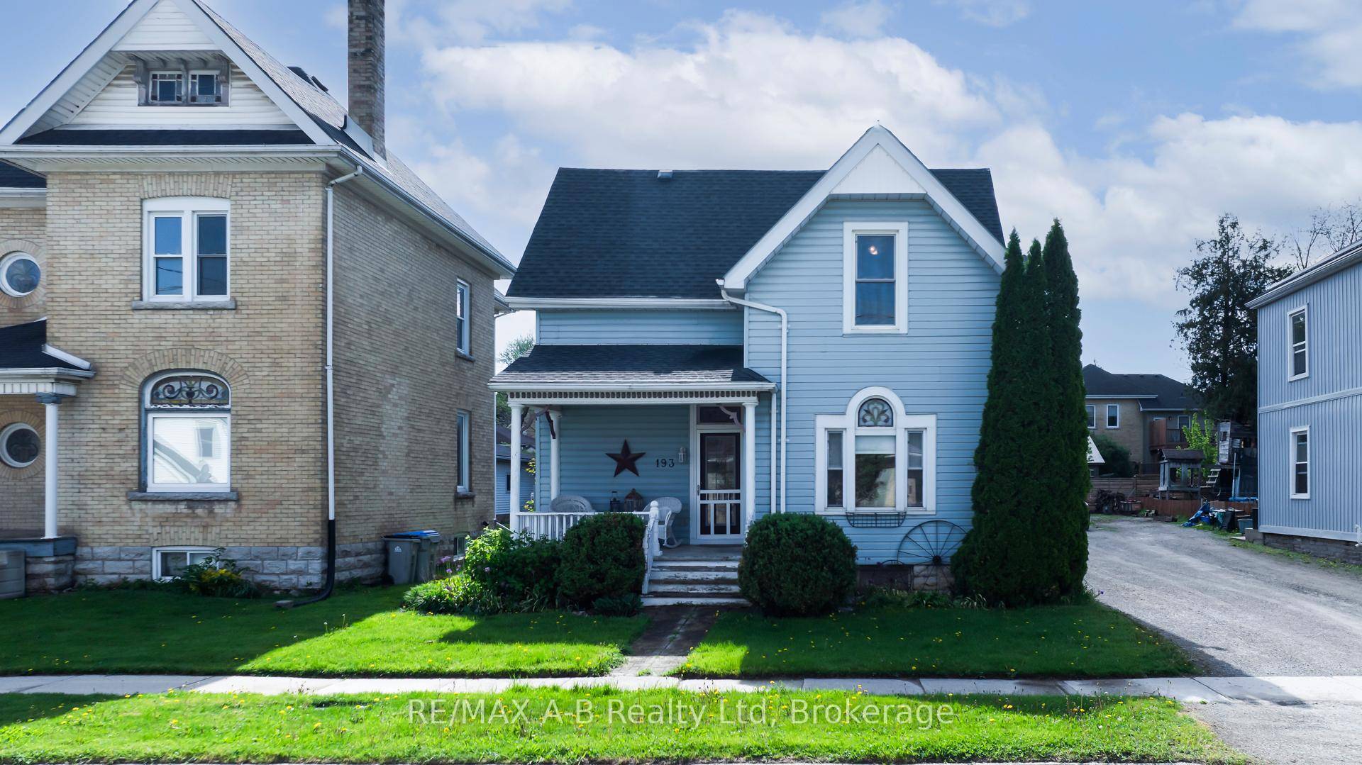 Welcome to 193 Water St S !