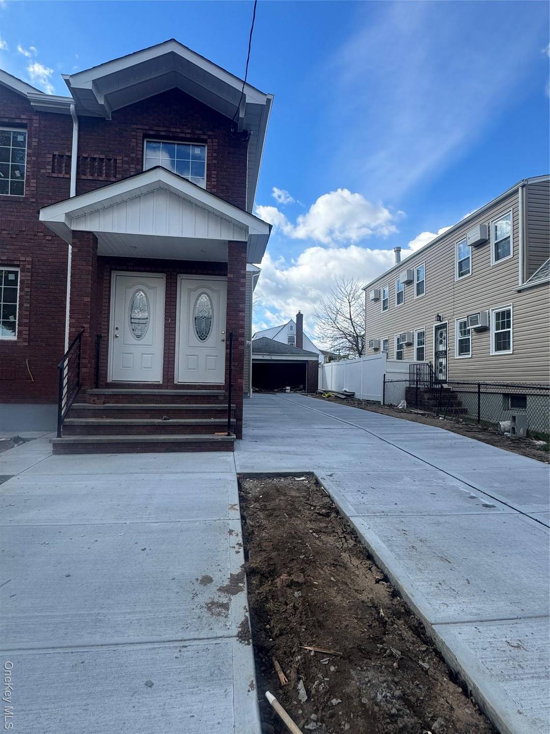 Enjoy the beautiful Saint Albans Queens lifestyle in this beautiful three over three Two Family home.