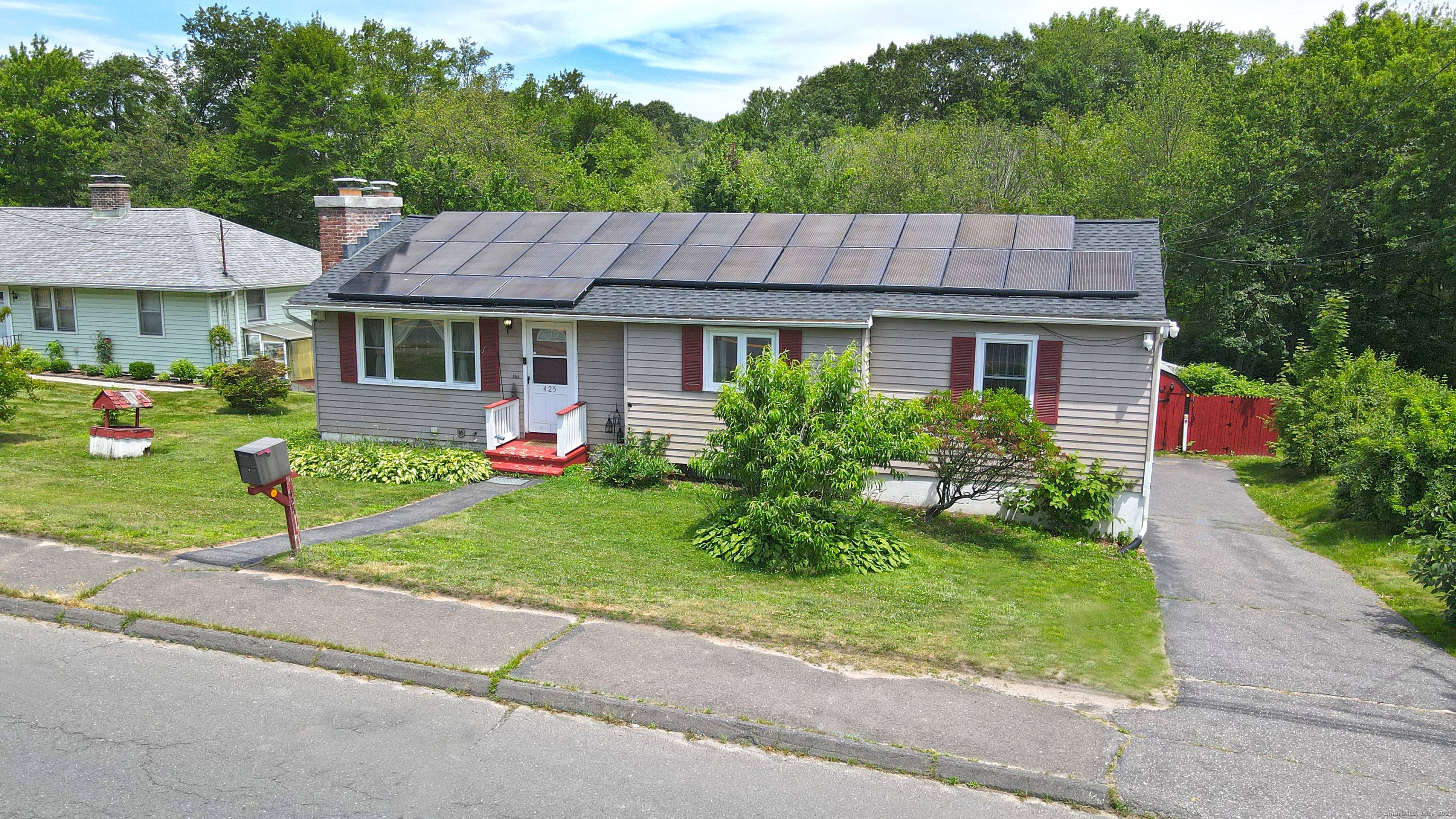East End Oasis A Commuter's Dream with Income Potential !