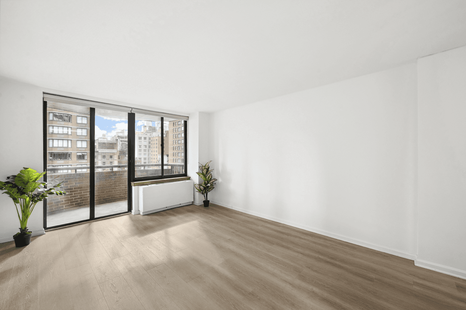 Elegant amp ; Sun Filled One Bedroom with Balcony in the Heart of Kips BayWelcome to this stunning south facing one bedroom sanctuary at 157 E 32nd St, 8A, where ...