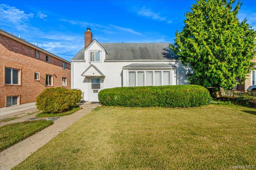 Zoned R3X Lot Size 46. 66 100 ft Potential for Two Family Use.