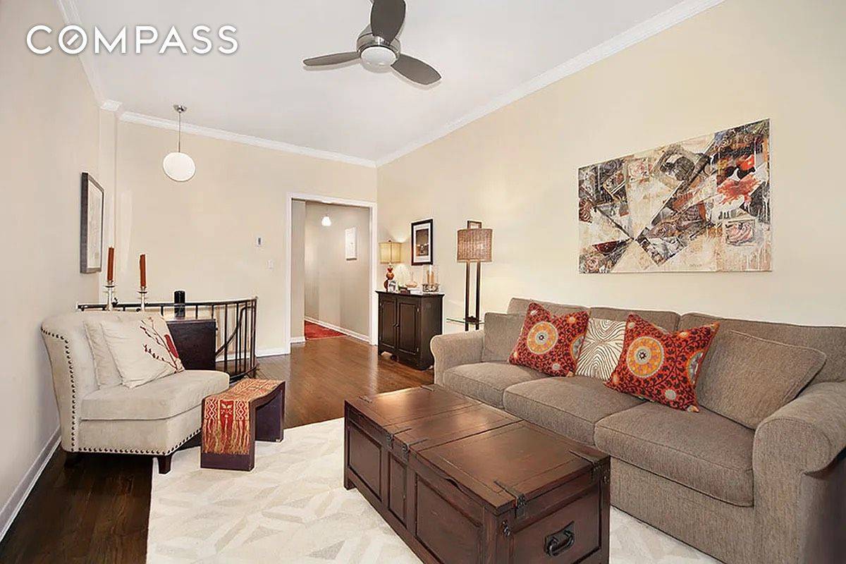 Experience refined living at its best in this beautifully appointed two bedroom, two bathroom duplex, perfectly situated on a picturesque tree lined block in the heart of West Chelsea.