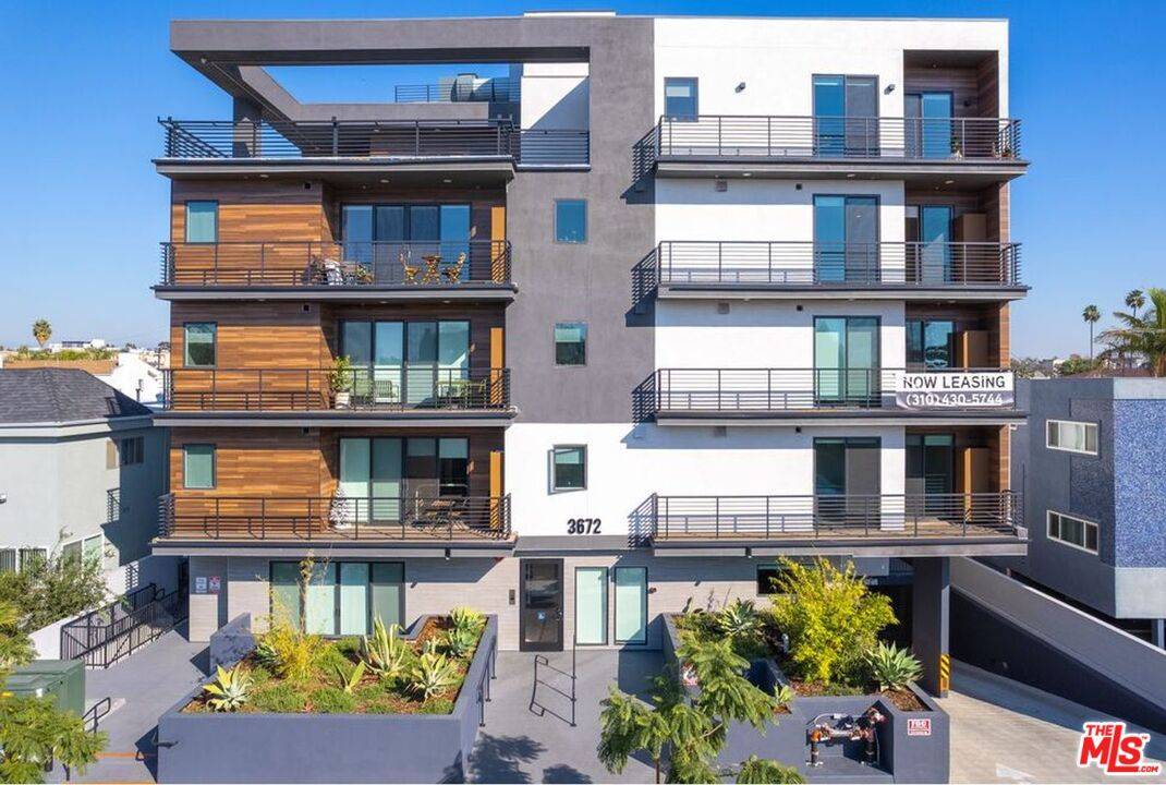 3672 Jasmine Ave 3BR La