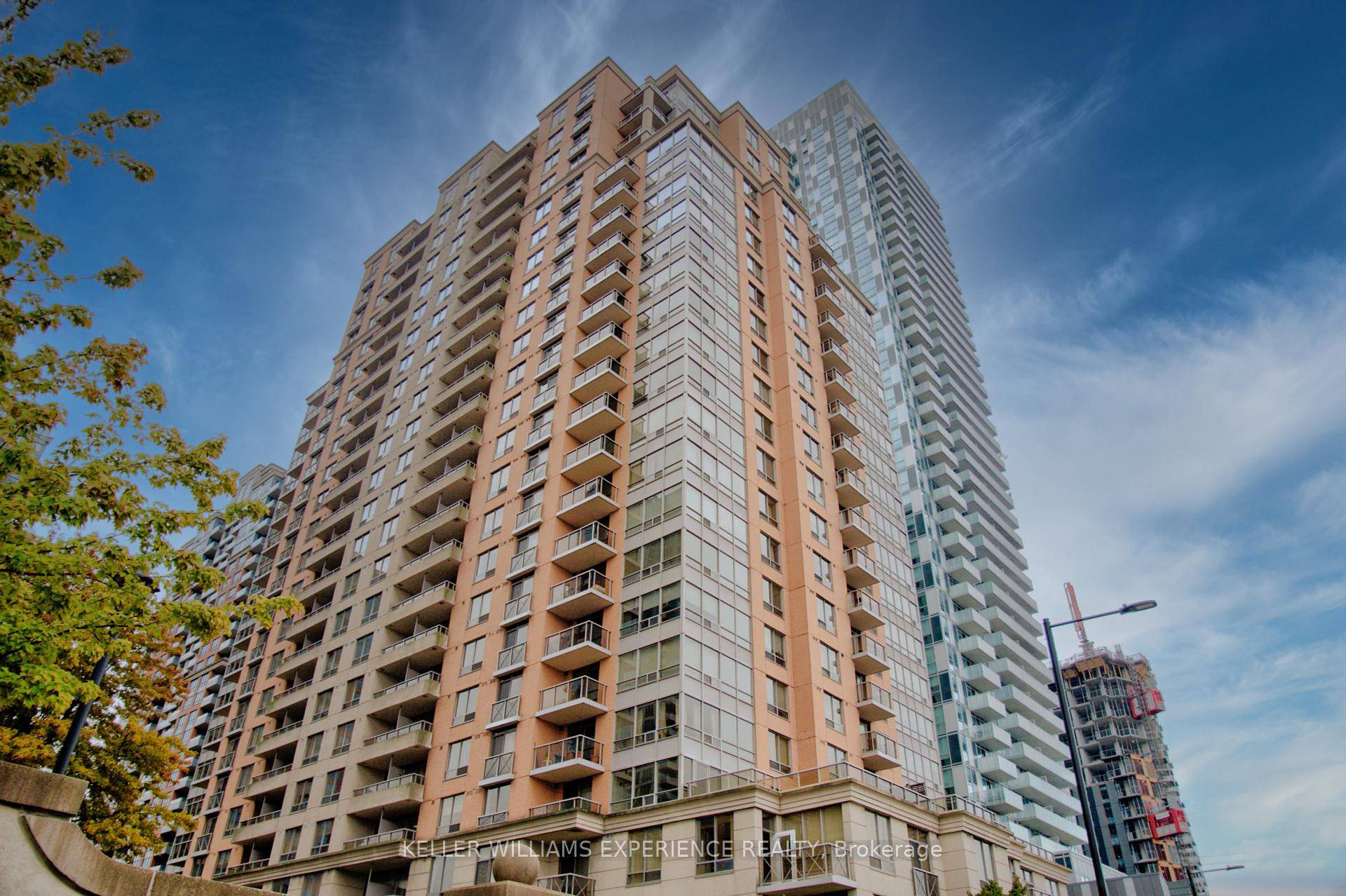 Welcome to your new home in the heart of Etobicoke !