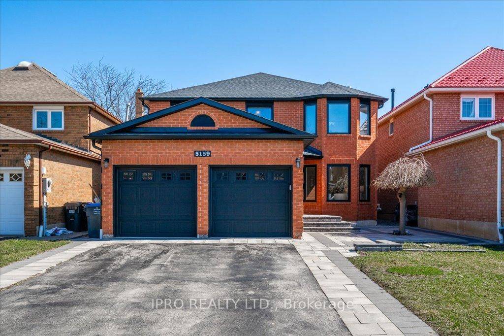 Welcome to 5159 Sundial Crt in Mississauga.