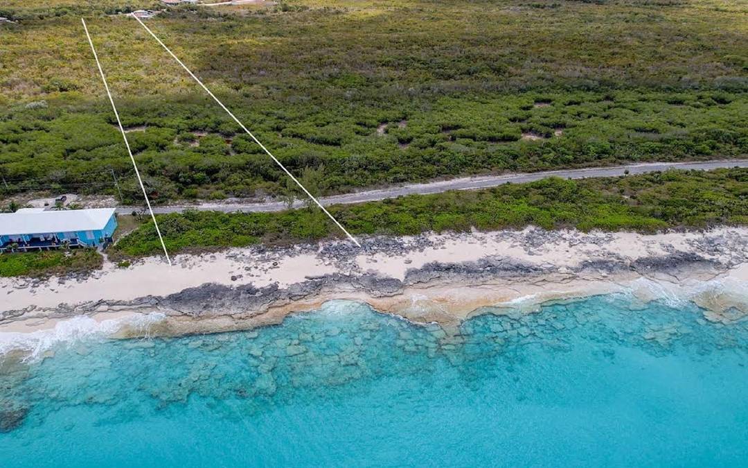 BEACHFRONT LOT SUGAR LOAF Land San-Salvador