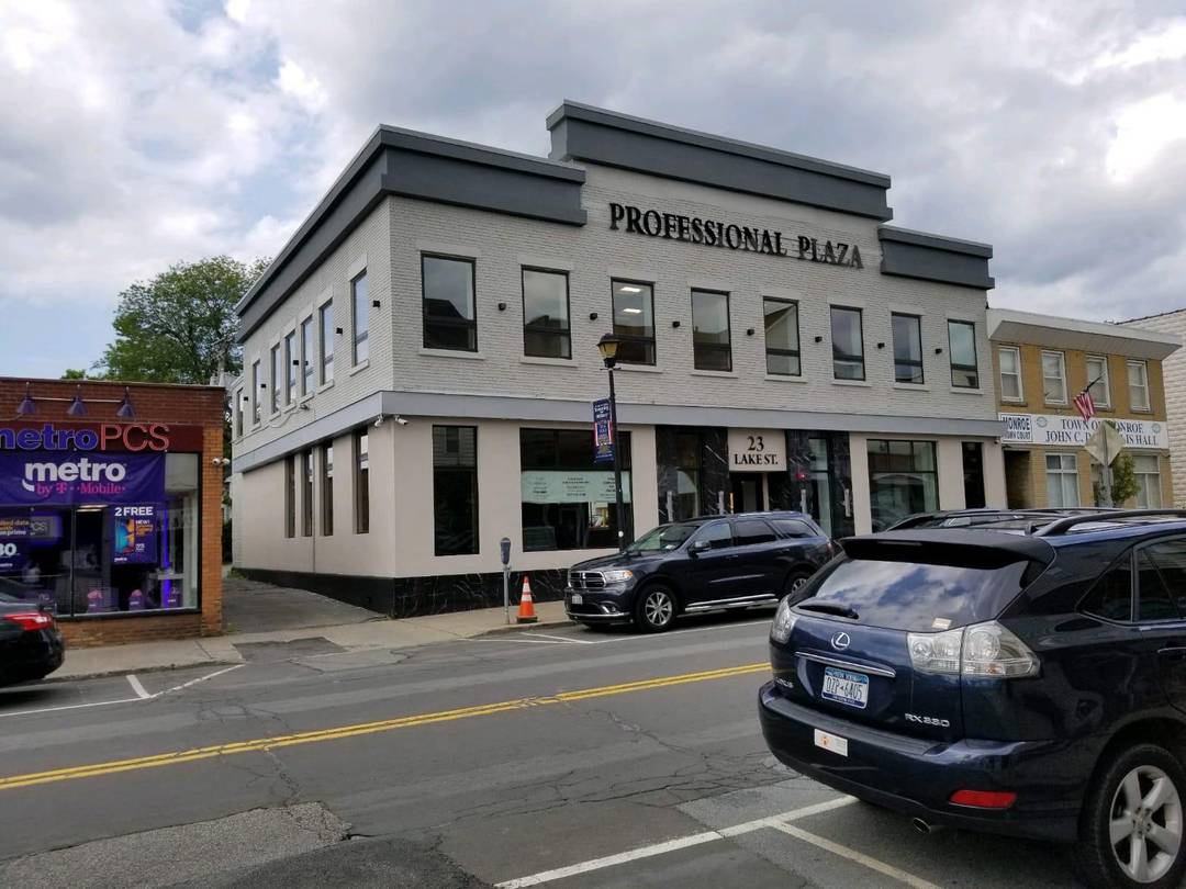 Professional Medical Space In prime area !