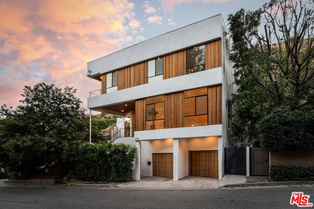 2163   Outpost Dr 4BR Hollywood Hills East La