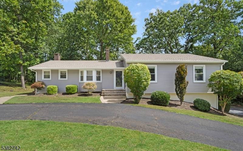 This well maintained Ranch located in the Brandywine Estates of Green Brook features beautiful high vaulted ceilings in the Living Room as you walk in which separates the common areas ...