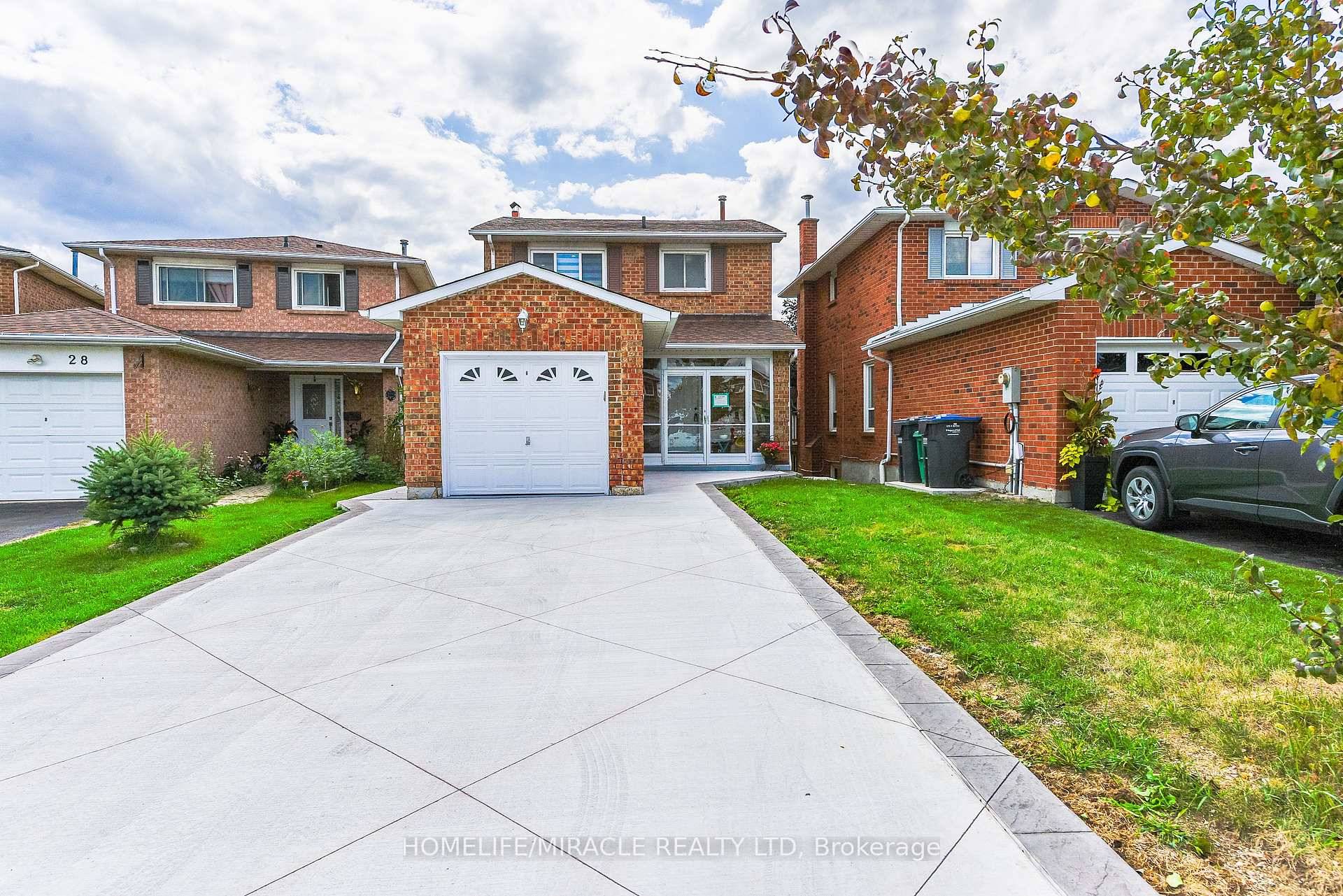 Stunning Fully Renovated Detached Home Just Steps To Professors Lake !