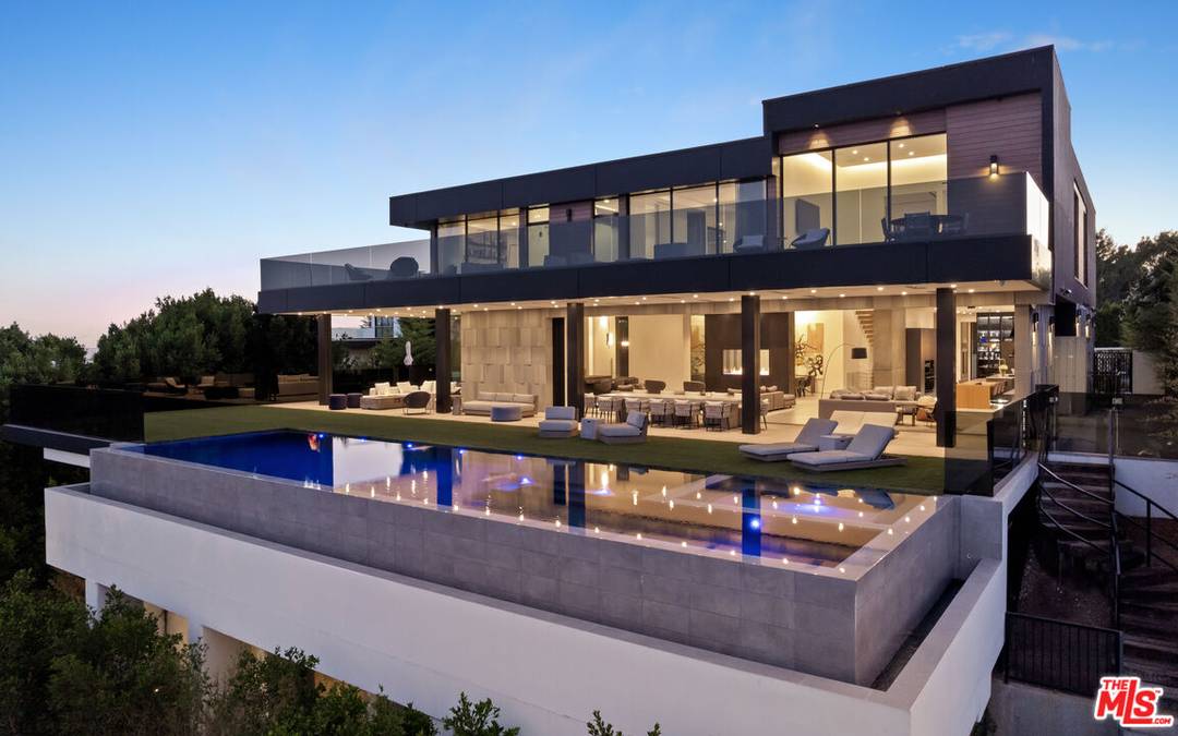 1140 Summit Dr 6BR Beverly Hills Post Office | B.H.P.O. La