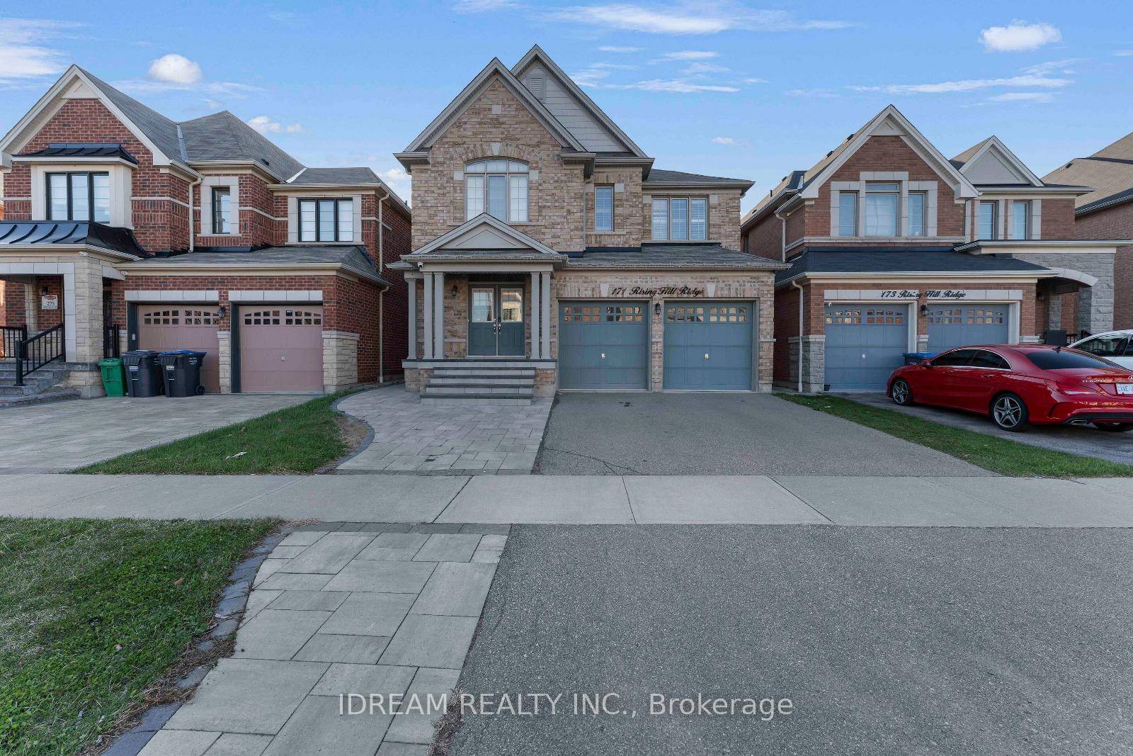 Welcome to the beautiful detached home offering over 2, 500 sqft of elegant living space with 4 2 spacious bedrooms and 4 2 bathrooms.
