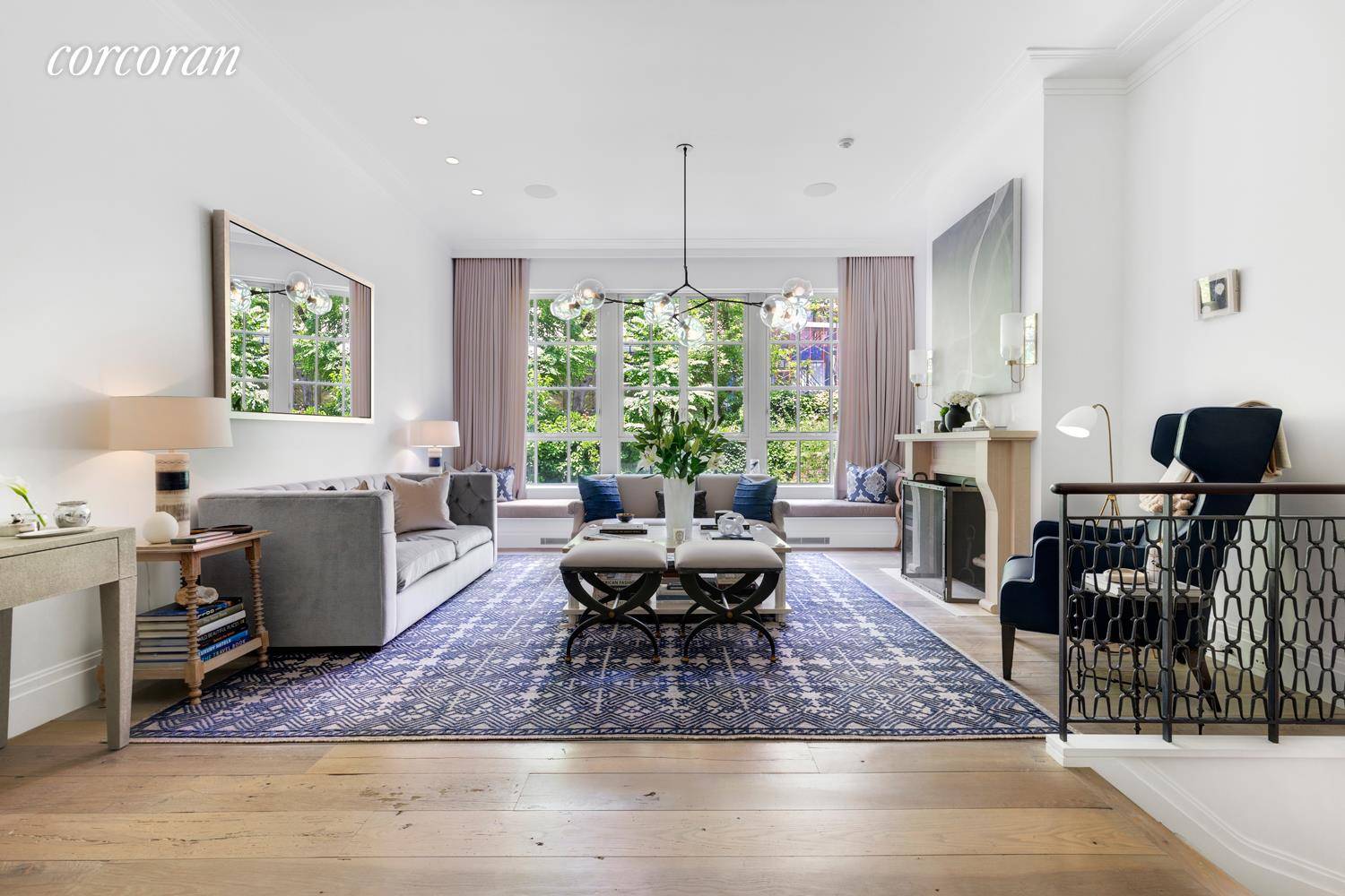 Featured on Open House NY on NBC, 163 East 82nd Street is a triple mint Steven Harris custom designed townhouse showcasing the ultimate in quality, elegance, innovation and style.