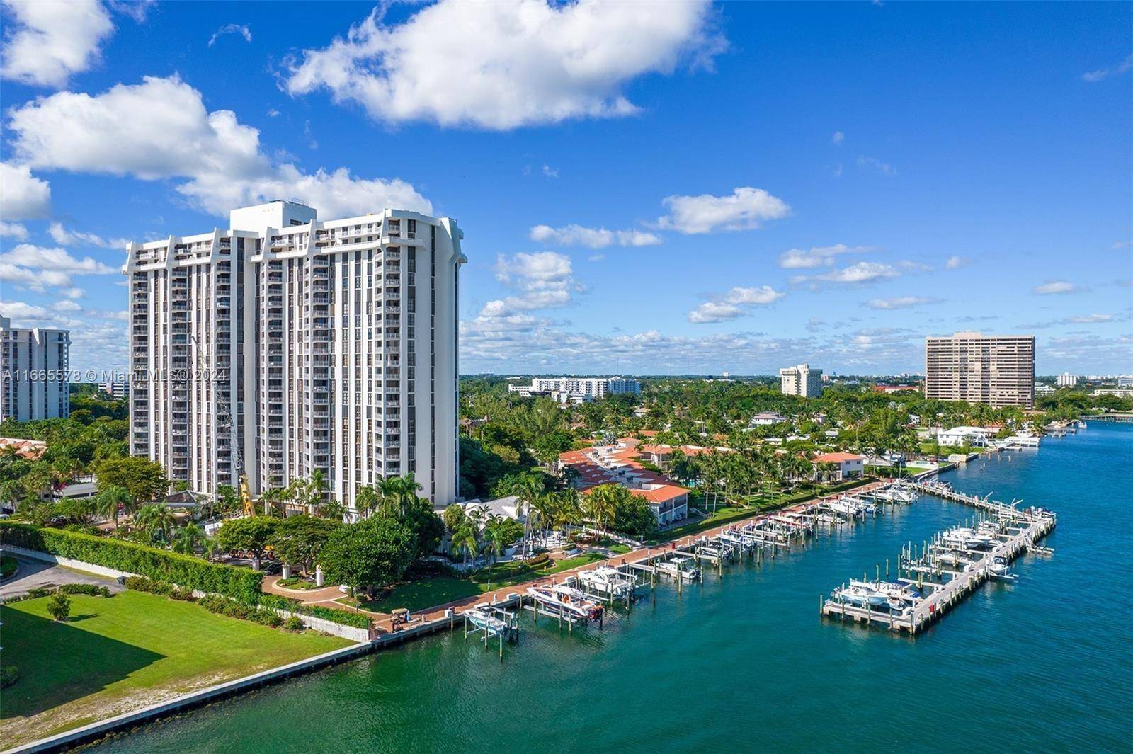 CHARMING amp ; SPACIOUS 3 2 CORNER UNIT IN TWR 4 !