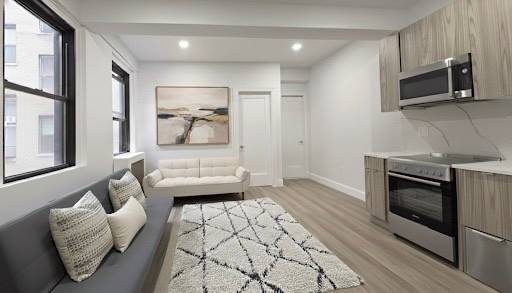 Welcome to this peaceful and well designed two bedroom home in the heart of Murray Hill offering comfort, privacy, and convenience in one of Manhattan s most central locations.