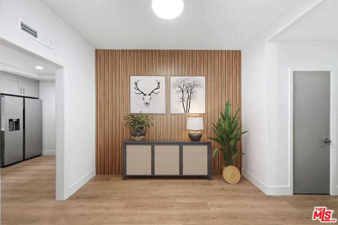3480 Barham Blvd 2.0 Hollywood Hills East LA