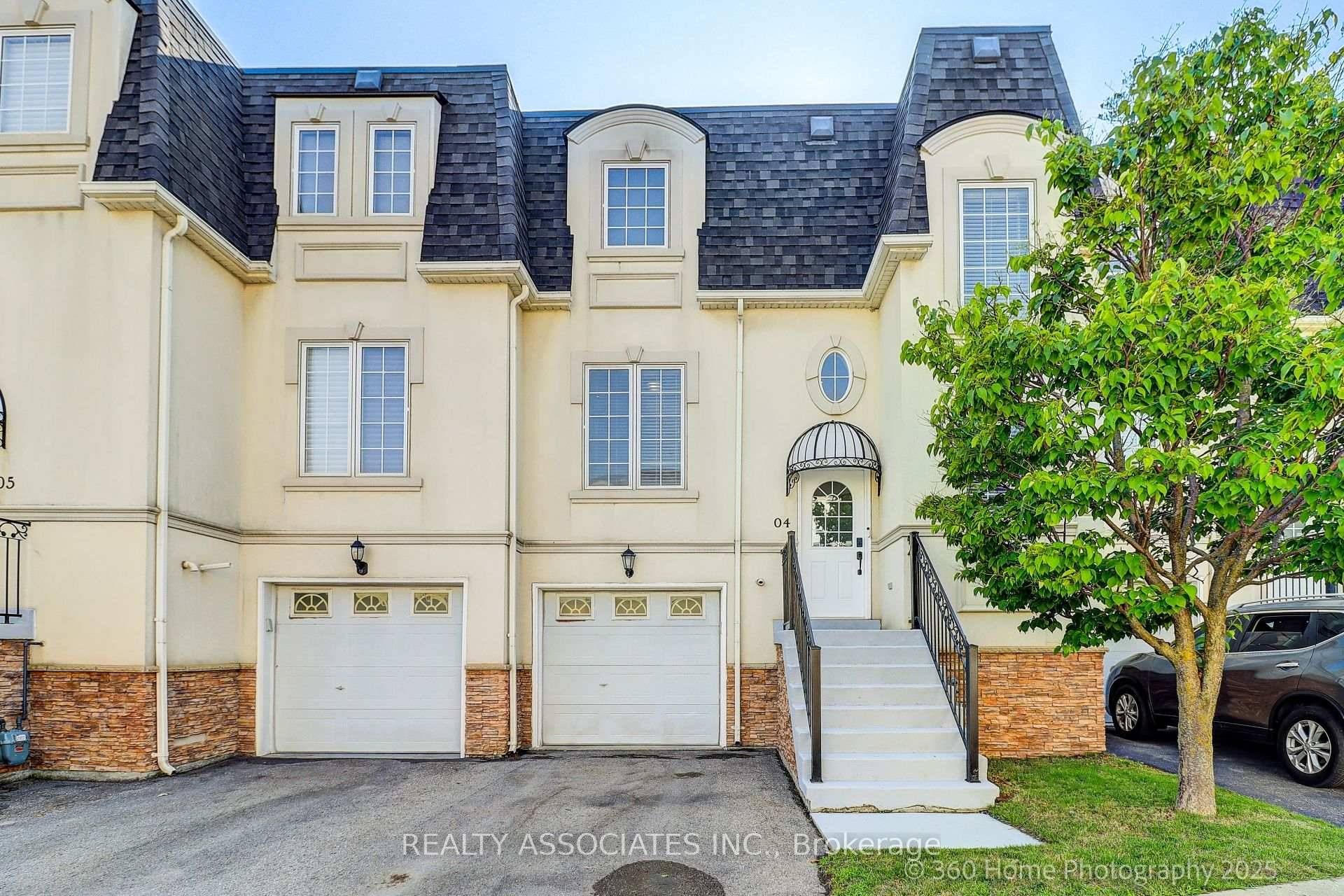 One of a kind 1, 376 sqft 100 sq ft office, 2 1 bedroom, 3 bathroom townhouse with separate winterized, outdoor office retreat.