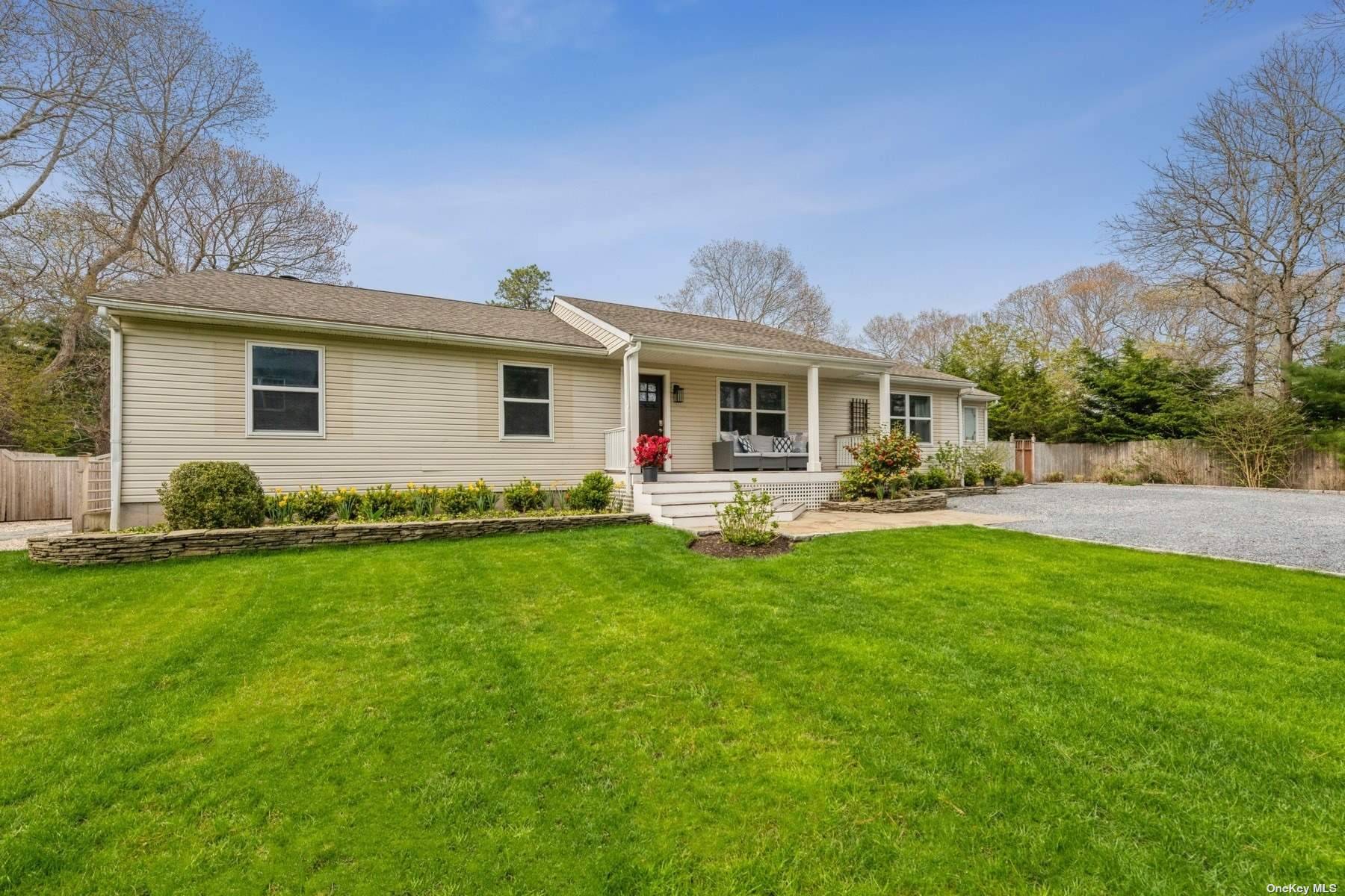 33 Edwards Avenue, East Hampton NY 11937