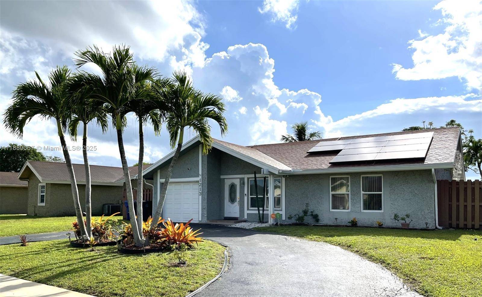 Meet your new home ! Beautifully maintained 4bed 3bath with Pool and lots of great features Roof 2019, High Impact Windows and Doors, Water Heater 2024 connected to the Solar ...